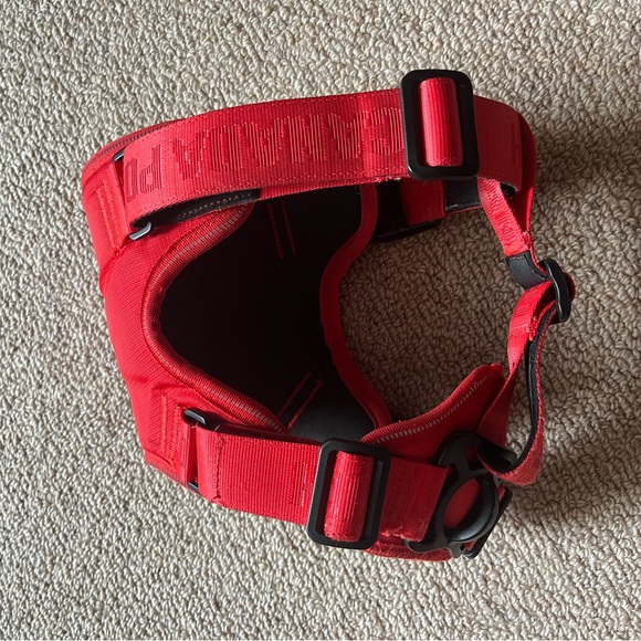 Canada Pooch Complete Control Dog Harness, Red, Medium - Picture 2 of 5